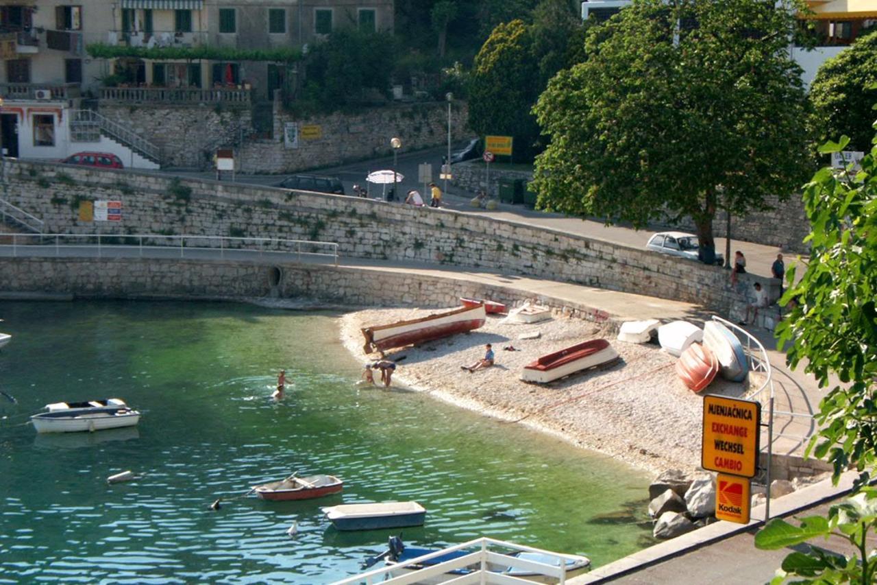 Apartments With A Parking Space Rabac, Labin - 2340 Exterior photo