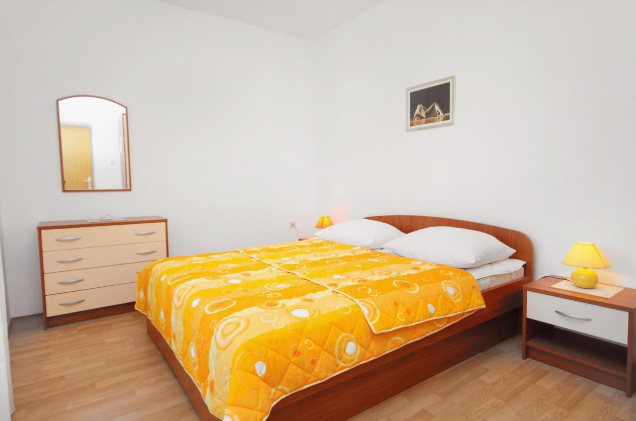 Apartments With A Parking Space Rabac, Labin - 2340 Exterior photo