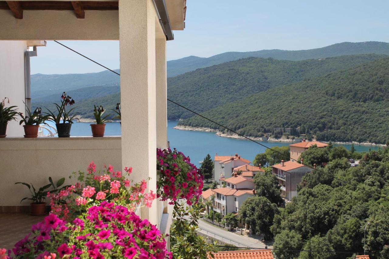Apartments With A Parking Space Rabac, Labin - 2340 Exterior photo